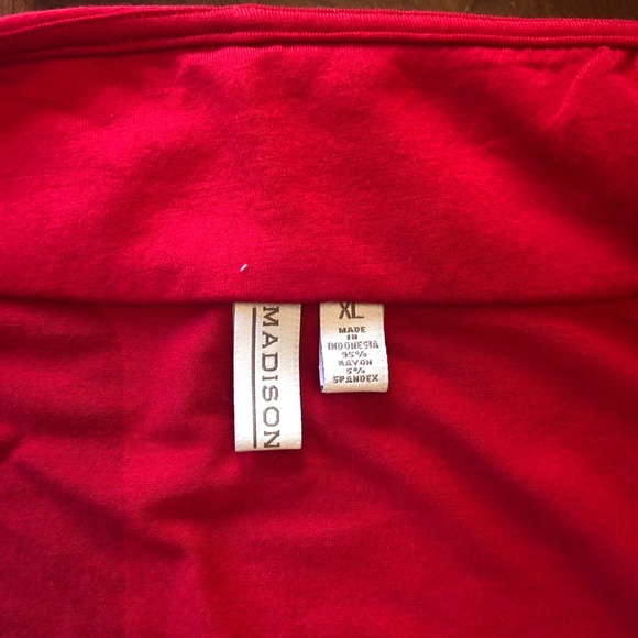 Madison Red Blouse - Picture 3 of 4